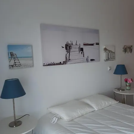 Partilha Sol Confort Apartment *